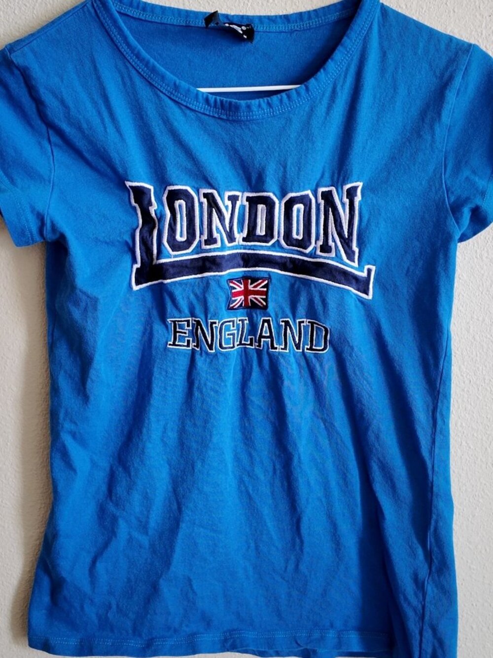 Y2K Vintage london baby tee size medium
